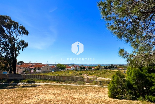 Z drugiej ręki - Szalet -
Guardamar del Segura - Costa Blanca