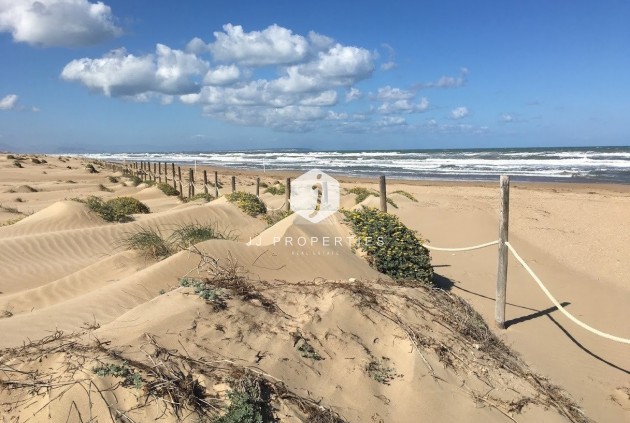 Z drugiej ręki - Szalet -
Guardamar del Segura - Costa Blanca