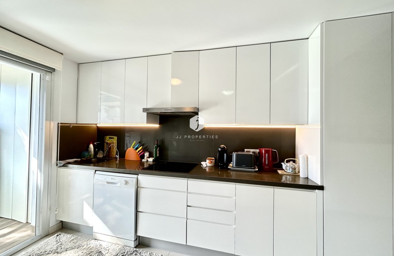 Resale - Apartment / flat -
Punta Prima - Costa Blanca