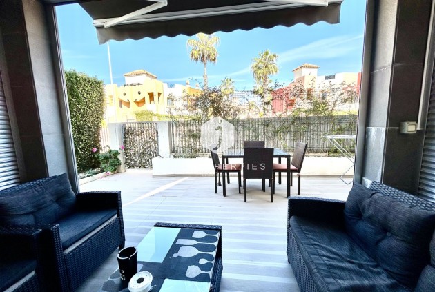 Resale - Apartment / flat -
Punta Prima - Costa Blanca