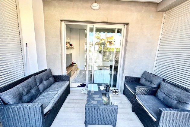 Resale - Apartment / flat -
Punta Prima - Costa Blanca