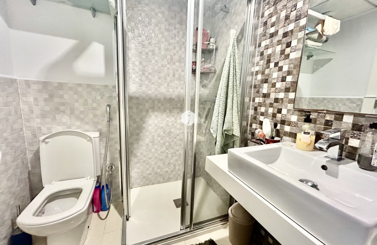 Resale - Apartment / flat -
Punta Prima - Costa Blanca