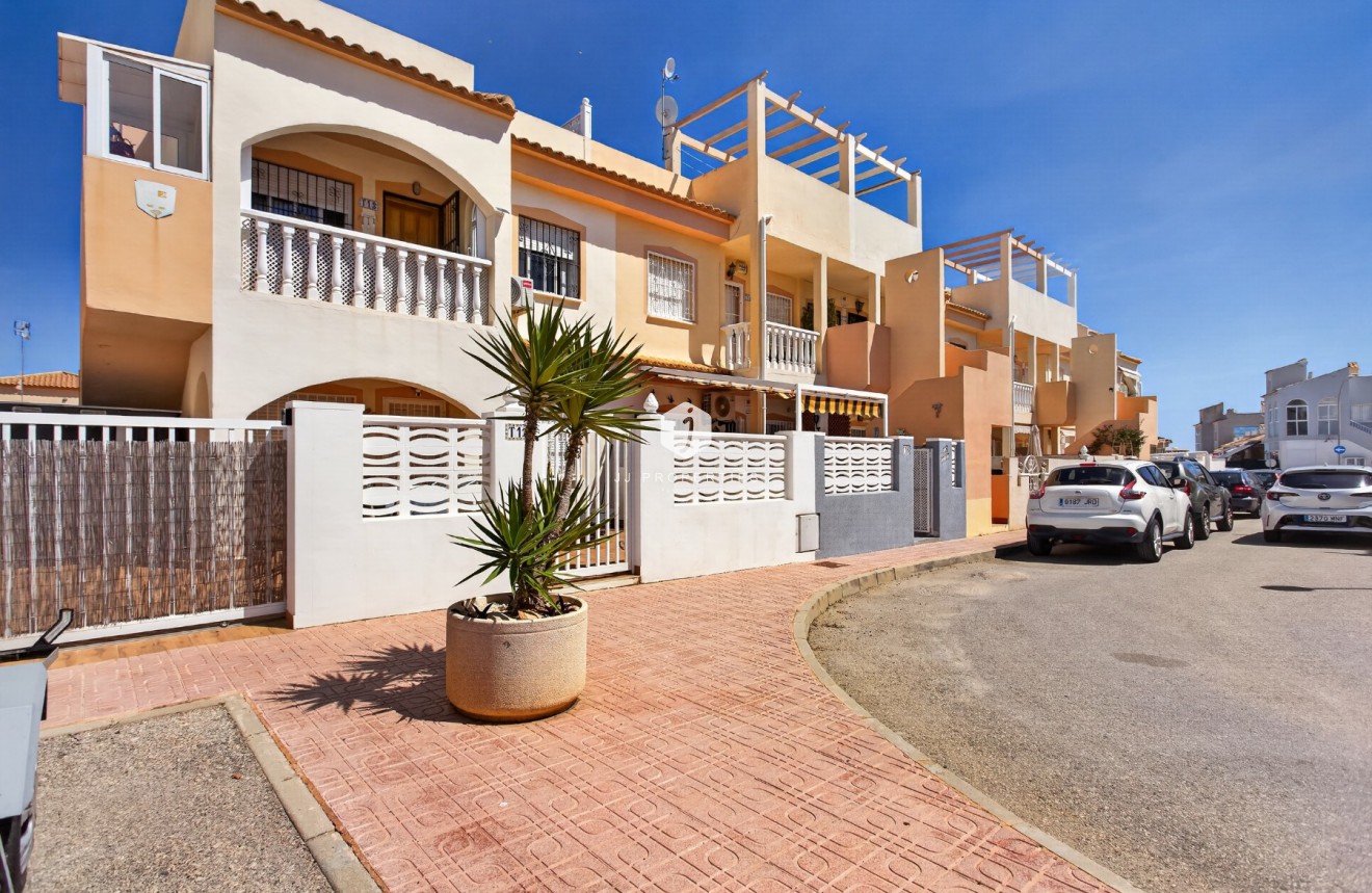 Resale - Apartment / flat -
Orihuela Costa - Costa Blanca