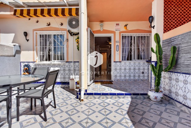 Resale - Apartment / flat -
Orihuela Costa - Costa Blanca