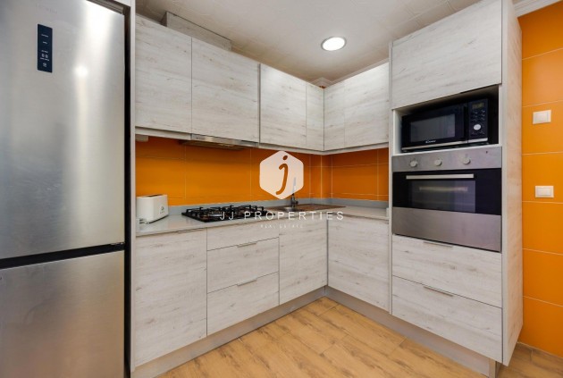 Tweedehands - Appartement / flat -
Torrevieja - Acequion