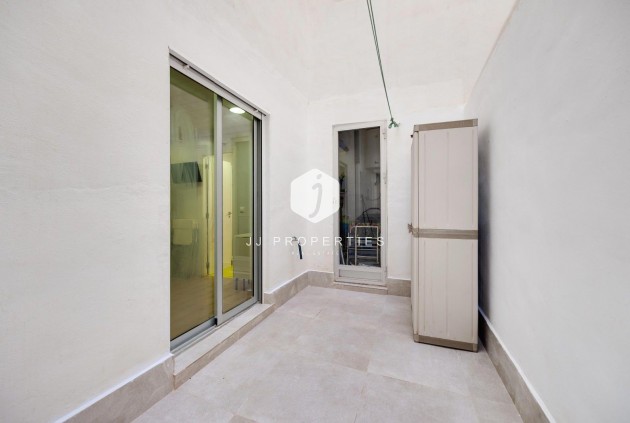 Tweedehands - Appartement / flat -
Torrevieja - Acequion