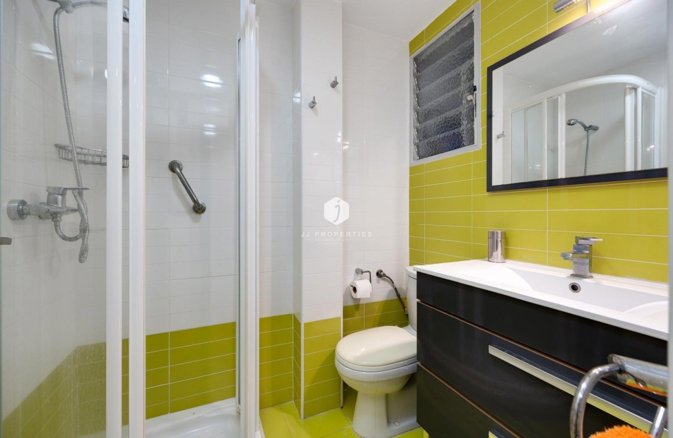 Tweedehands - Appartement / flat -
Torrevieja - Acequion