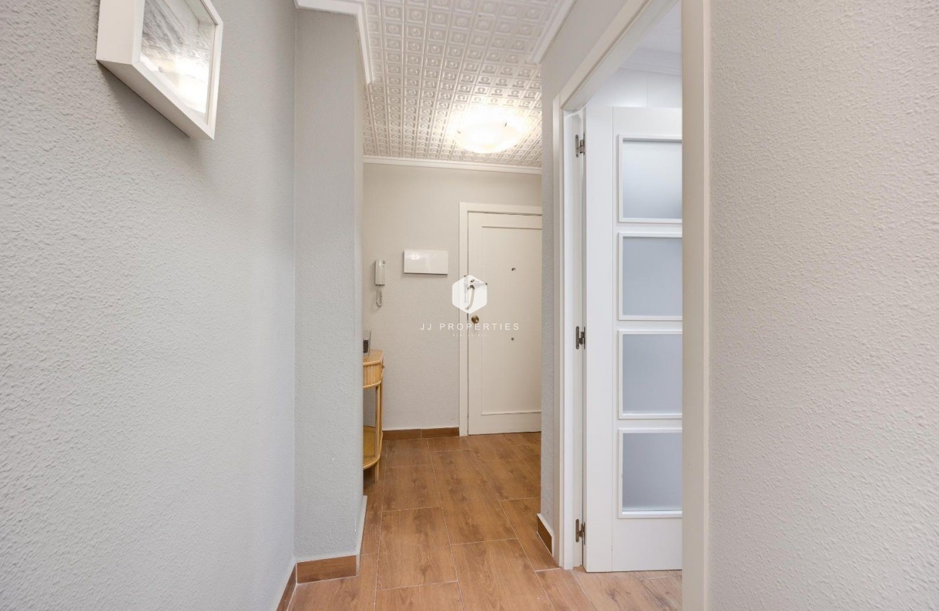 Tweedehands - Appartement / flat -
Torrevieja - Acequion