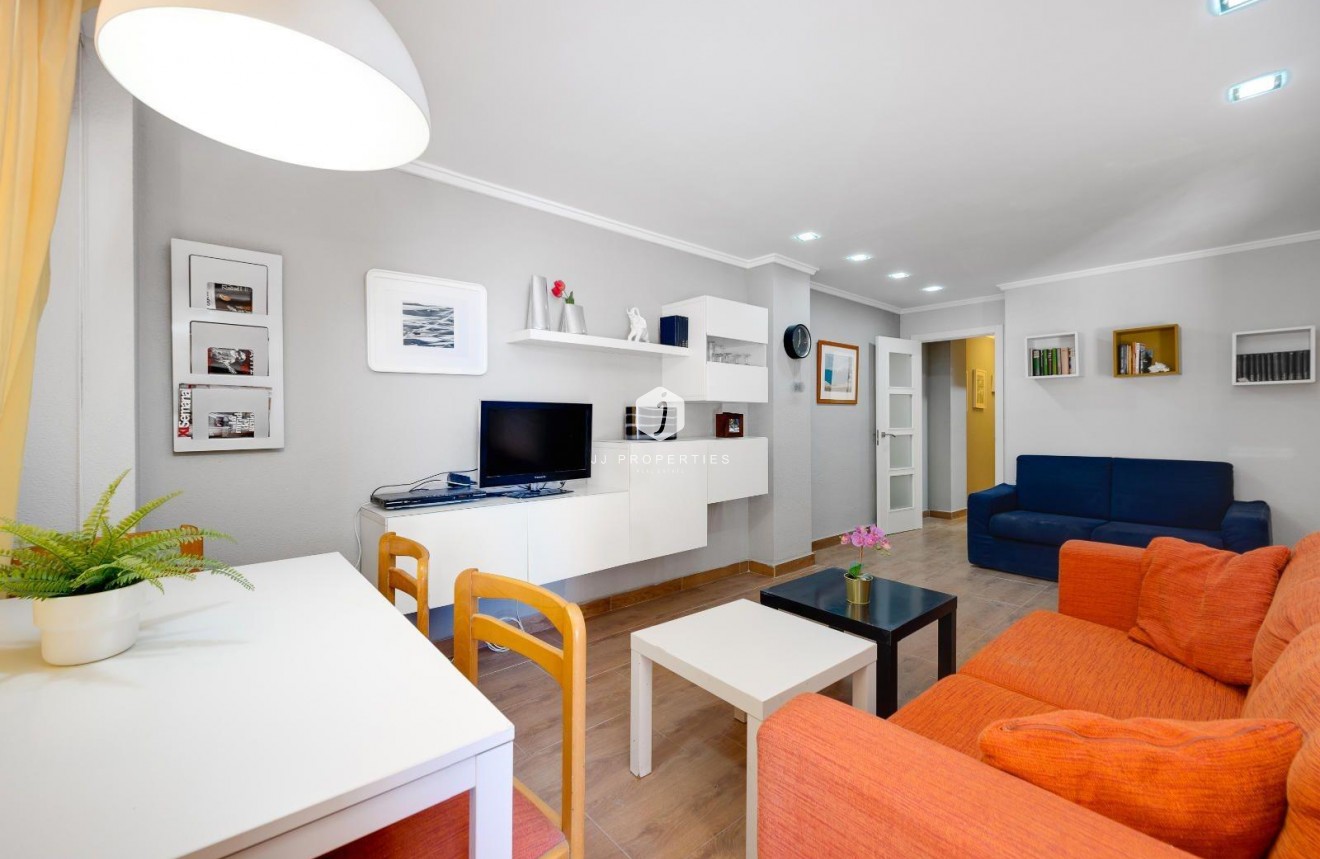 Tweedehands - Appartement / flat -
Torrevieja - Acequion