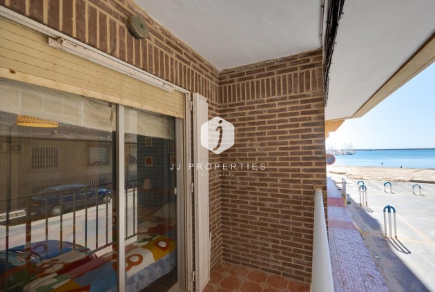 Tweedehands - Appartement / flat -
Torrevieja - Acequion