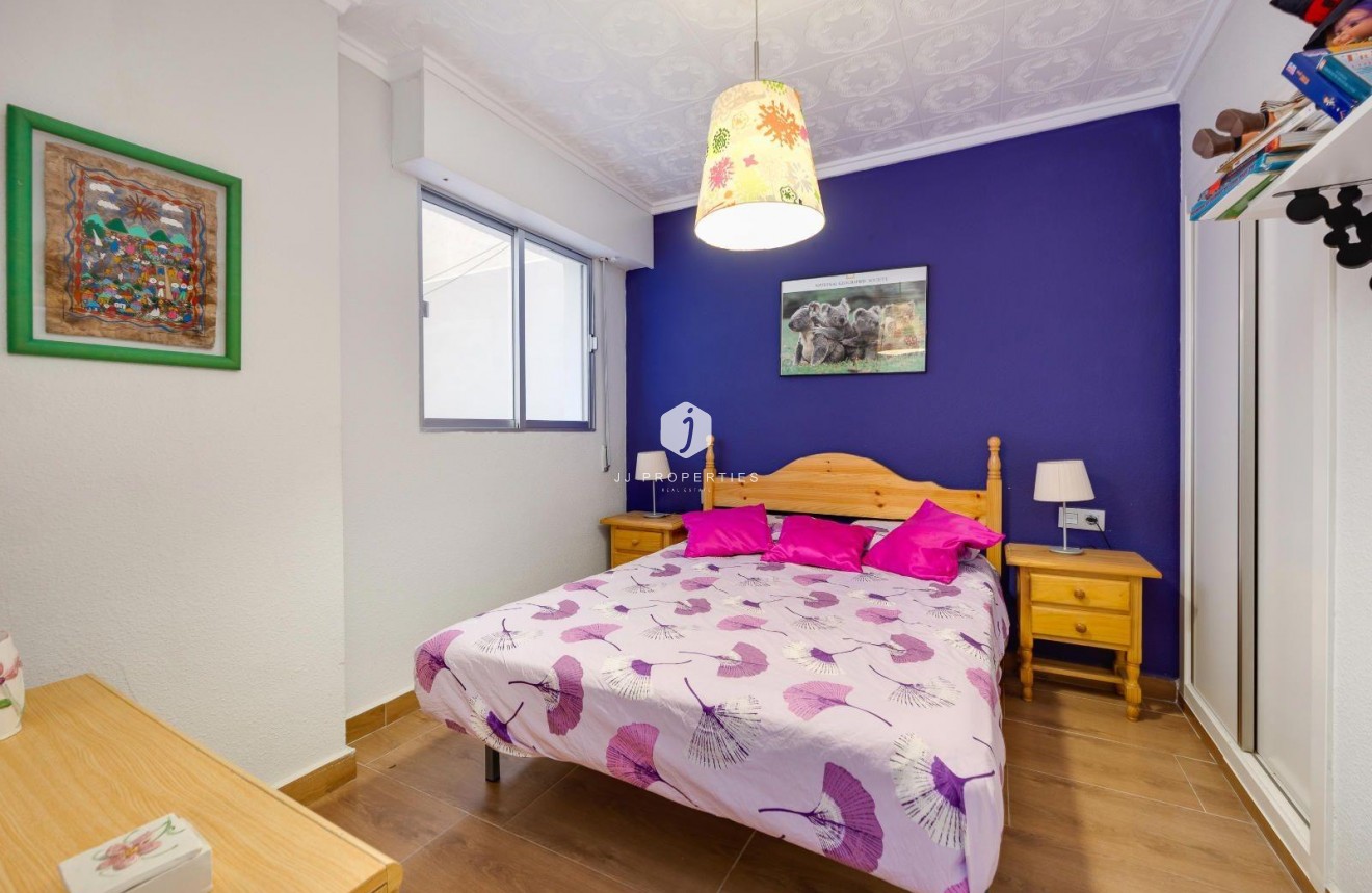 Tweedehands - Appartement / flat -
Torrevieja - Acequion