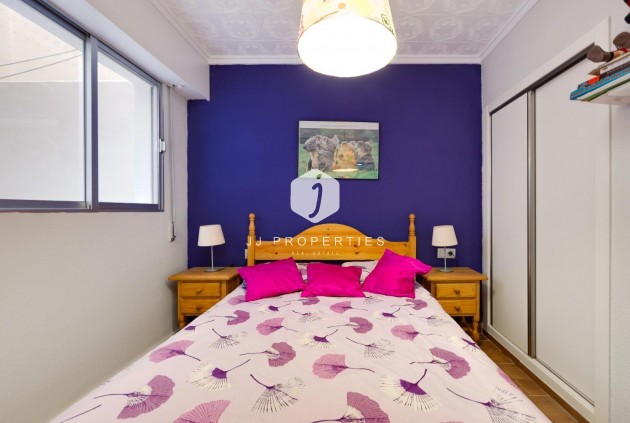 Tweedehands - Appartement / flat -
Torrevieja - Acequion