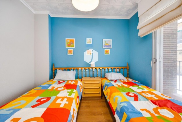 Tweedehands - Appartement / flat -
Torrevieja - Acequion