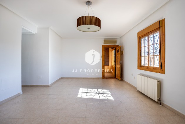 Aus zweiter Hand - Villa -
Benijofar - Costa Blanca