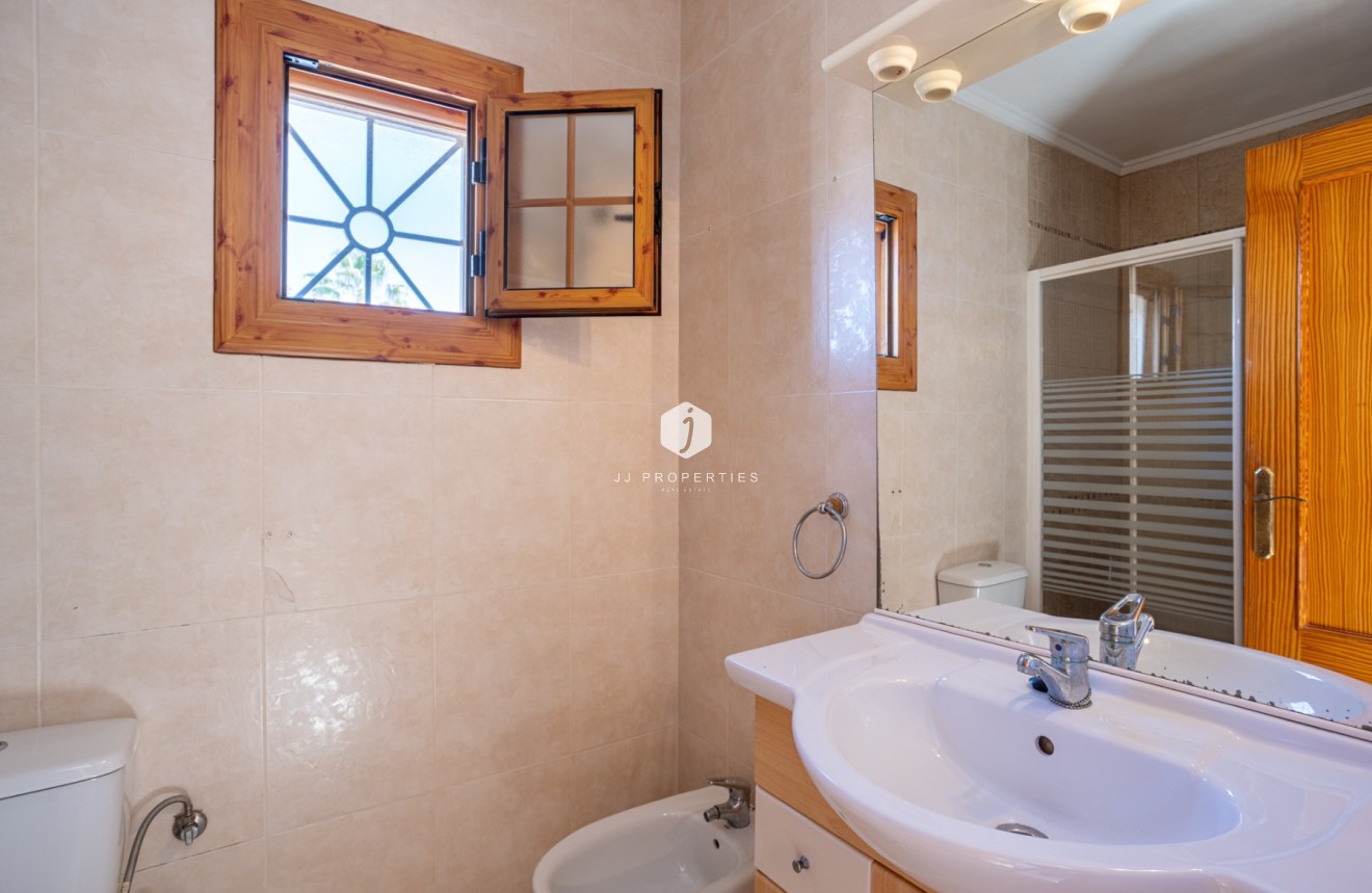 Aus zweiter Hand - Villa -
Benijofar - Costa Blanca