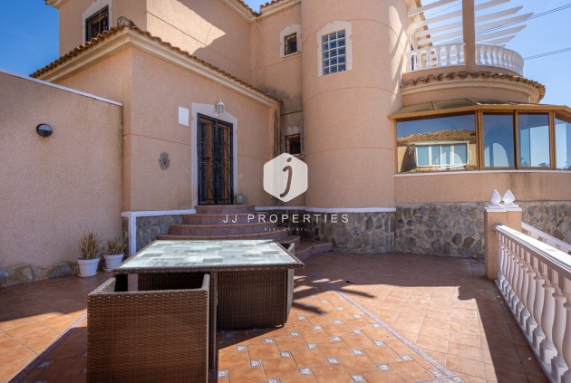 Aus zweiter Hand - Villa -
Benijofar - Costa Blanca
