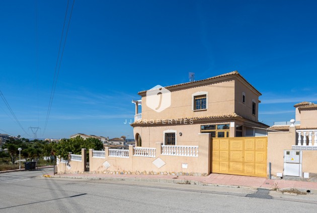 Aus zweiter Hand - Villa -
Benijofar - Costa Blanca