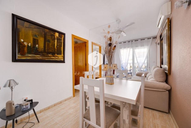 Tweedehands - Appartement / flat -
Torrevieja - Estacion de autobuses