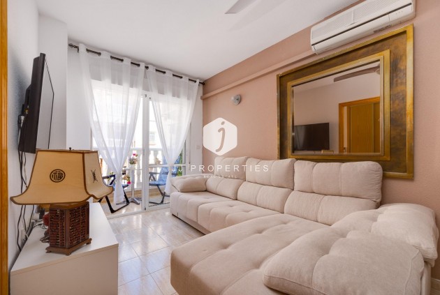 Tweedehands - Appartement / flat -
Torrevieja - Estacion de autobuses
