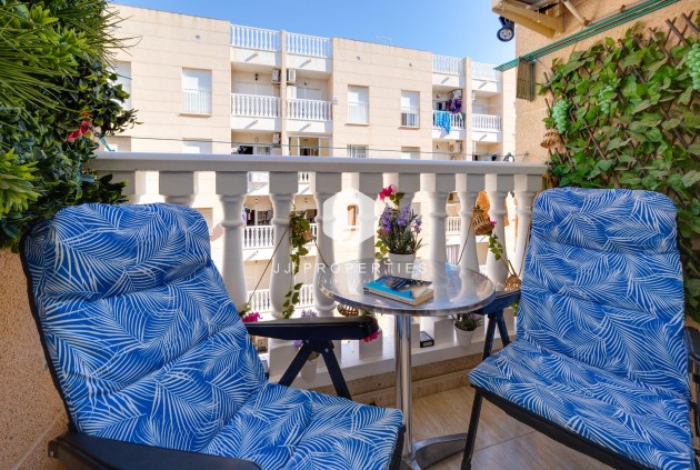 Tweedehands - Appartement / flat -
Torrevieja - Estacion de autobuses
