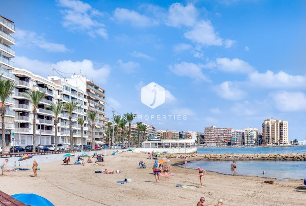 Tweedehands - Appartement / flat -
Torrevieja - Estacion de autobuses