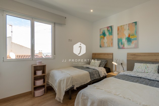 Resale - Villa -
Los Balcones - Costa Blanca