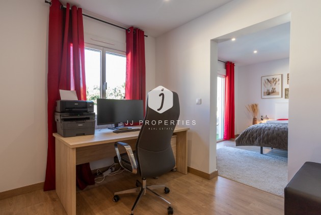 Resale - Villa -
Los Balcones - Costa Blanca