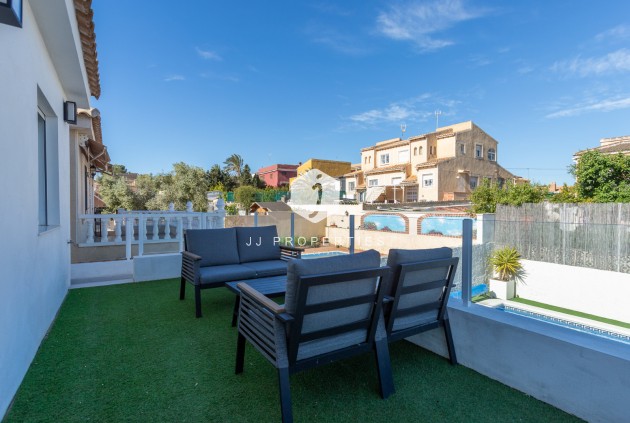 Resale - Villa -
Los Balcones - Costa Blanca