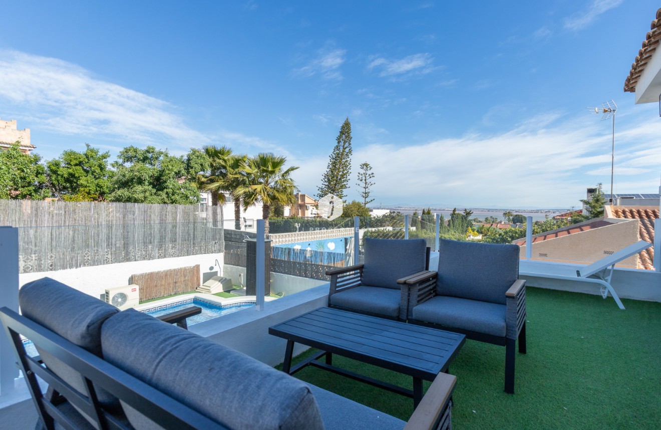 Resale - Villa -
Los Balcones - Costa Blanca