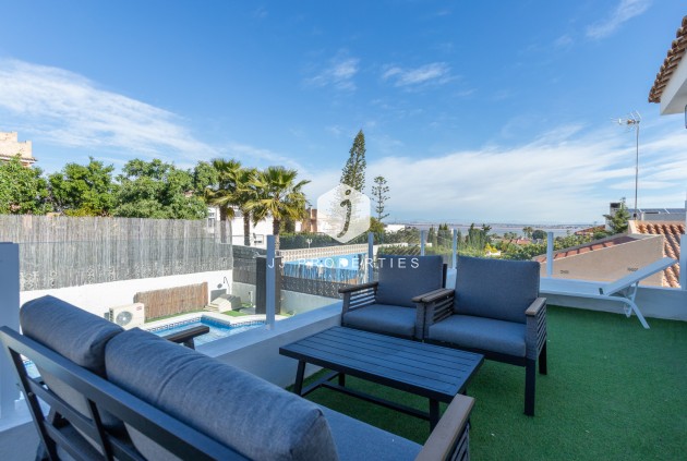 Resale - Villa -
Los Balcones - Costa Blanca