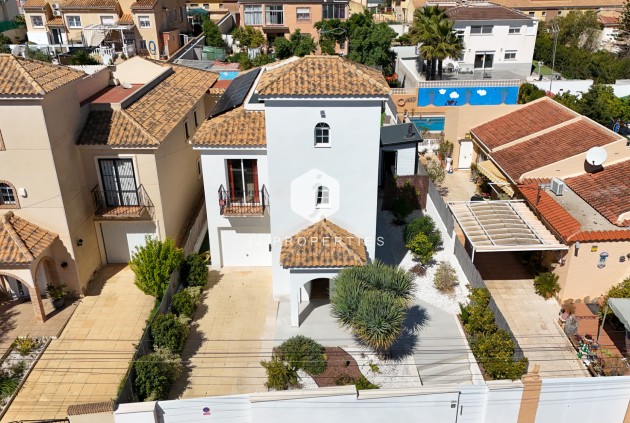 Resale - Villa -
Los Balcones - Costa Blanca