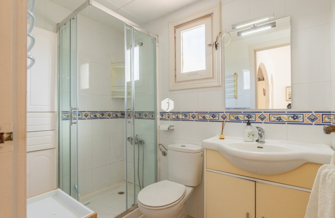 D'occasion - Bungalow -
Torrevieja - Costa Blanca