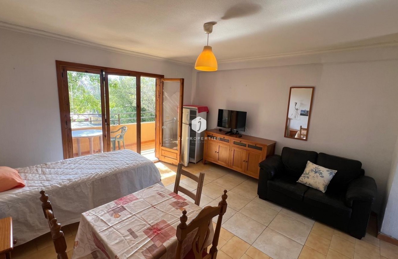 Tweedehands - Appartement / flat -
Torrevieja - Miramar - Torre Del Moro