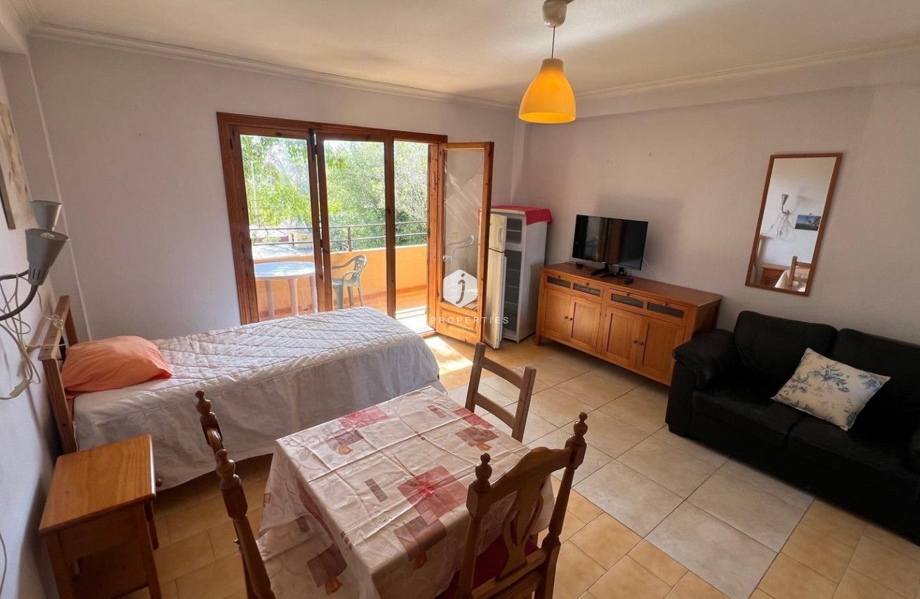 Tweedehands - Appartement / flat -
Torrevieja - Miramar - Torre Del Moro