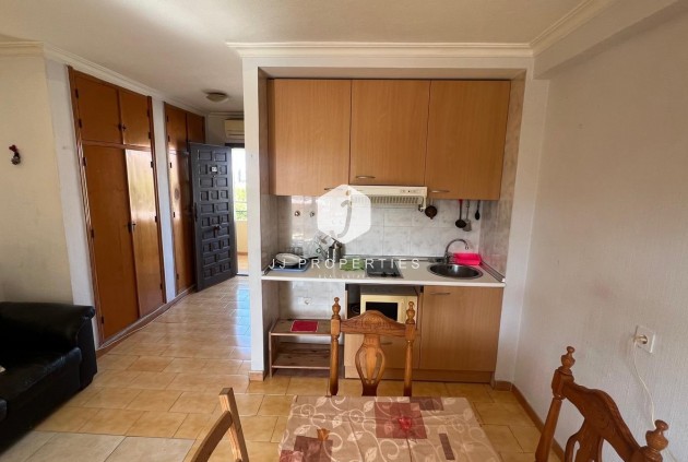 Tweedehands - Appartement / flat -
Torrevieja - Miramar - Torre Del Moro