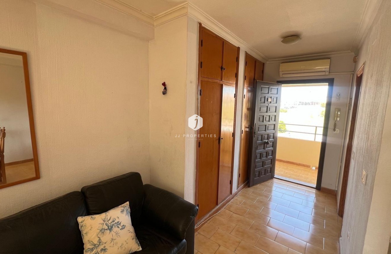 Tweedehands - Appartement / flat -
Torrevieja - Miramar - Torre Del Moro