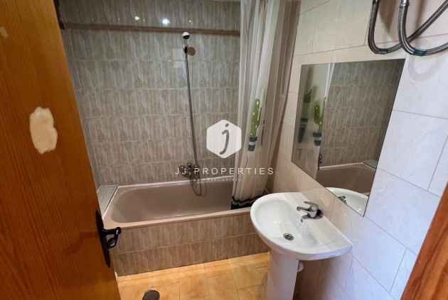 Tweedehands - Appartement / flat -
Torrevieja - Miramar - Torre Del Moro