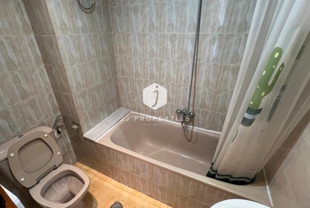 Tweedehands - Appartement / flat -
Torrevieja - Miramar - Torre Del Moro