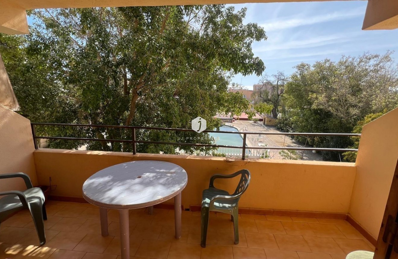 Tweedehands - Appartement / flat -
Torrevieja - Miramar - Torre Del Moro