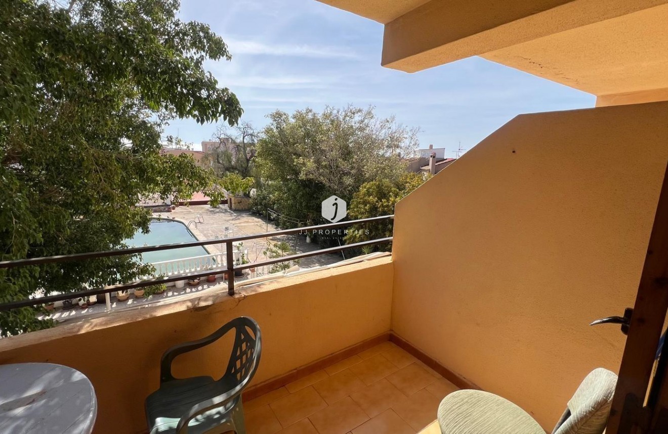 Tweedehands - Appartement / flat -
Torrevieja - Miramar - Torre Del Moro