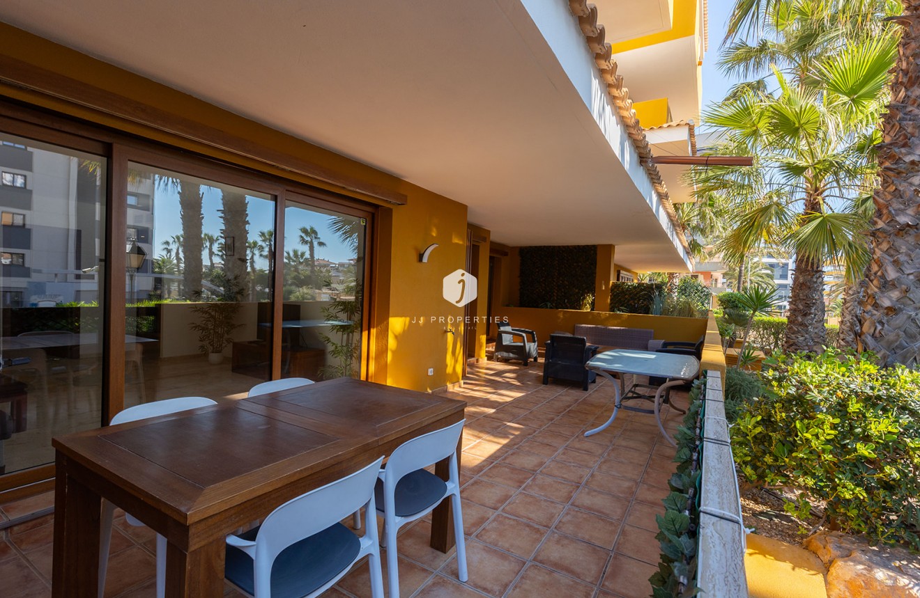D'occasion - Appartement -
Torrevieja - Costa Blanca