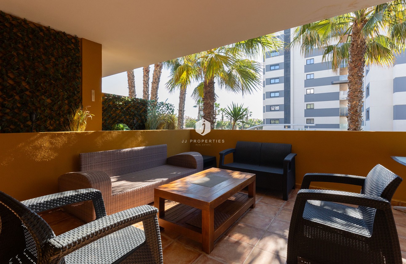 D'occasion - Appartement -
Torrevieja - Costa Blanca