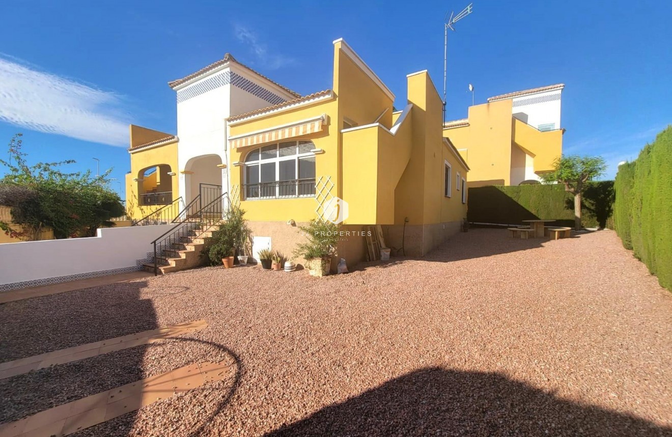 Resale - Chalet -
Los Montesinos - Los Montesinos - Urb. La Herrada