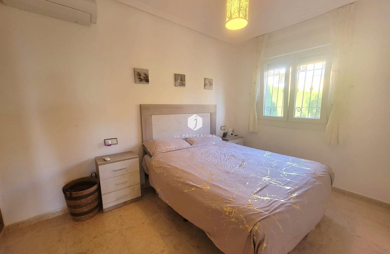 Resale - Chalet -
Los Montesinos - Los Montesinos - Urb. La Herrada