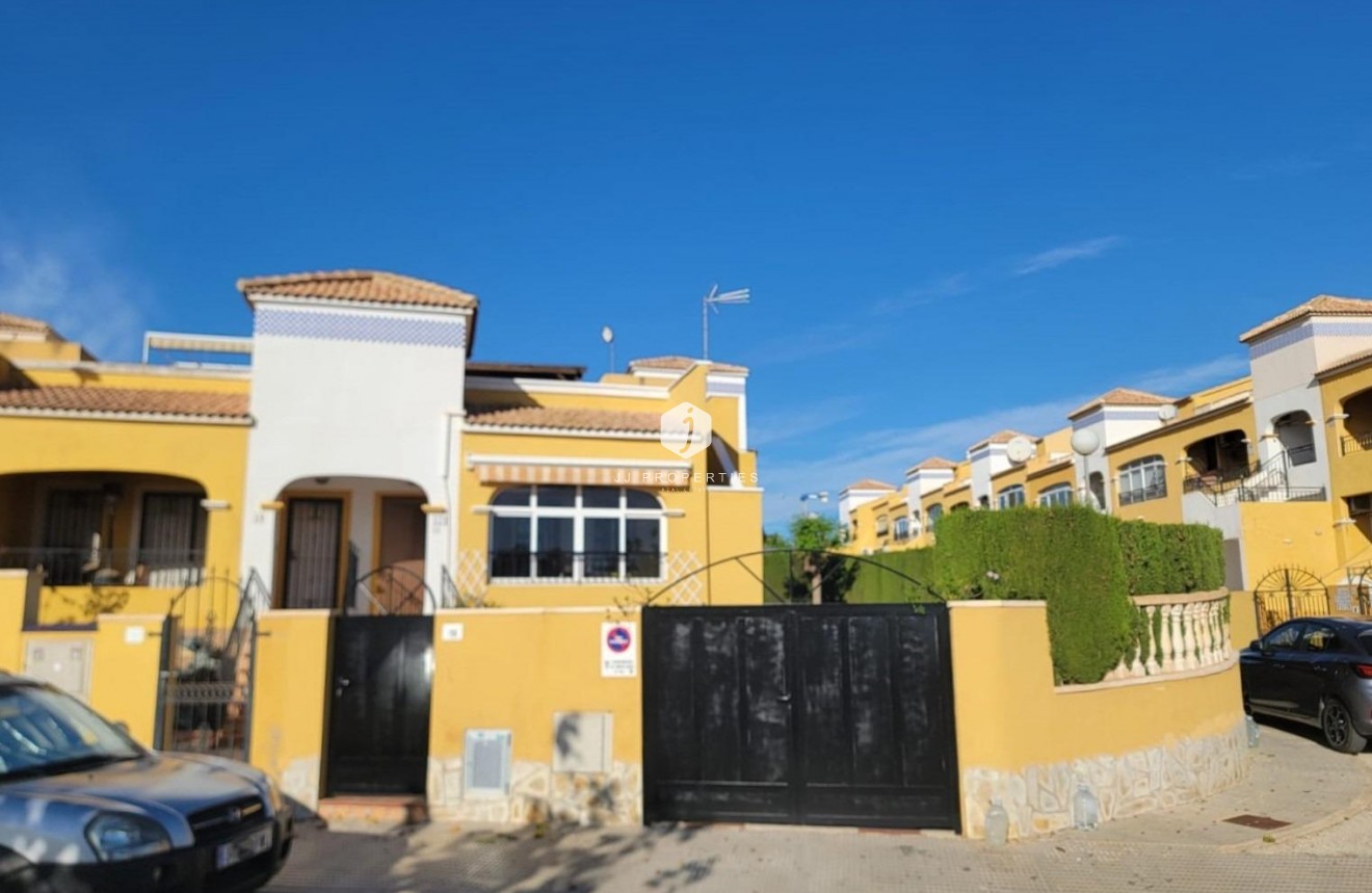 Resale - Chalet -
Los Montesinos - Los Montesinos - Urb. La Herrada