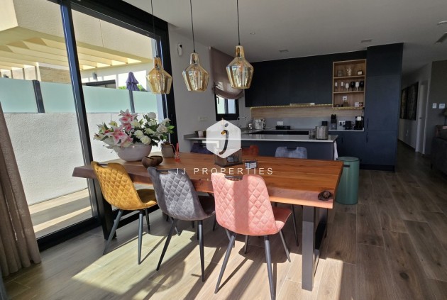 Resale - Villa -
Los Montesinos - Costa Blanca