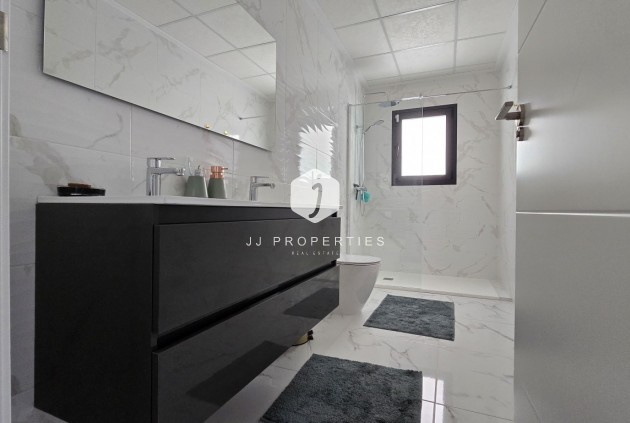Resale - Villa -
Los Montesinos - Costa Blanca