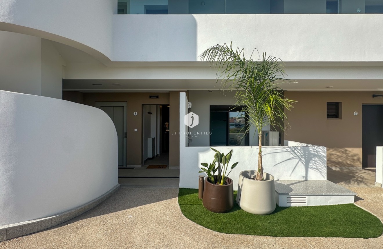 Resale - Apartment / flat -
Orihuela Costa - Costa Blanca