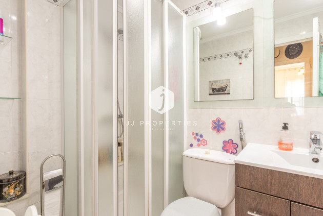 Resale - Apartment / flat -
Torrevieja - Costa Blanca