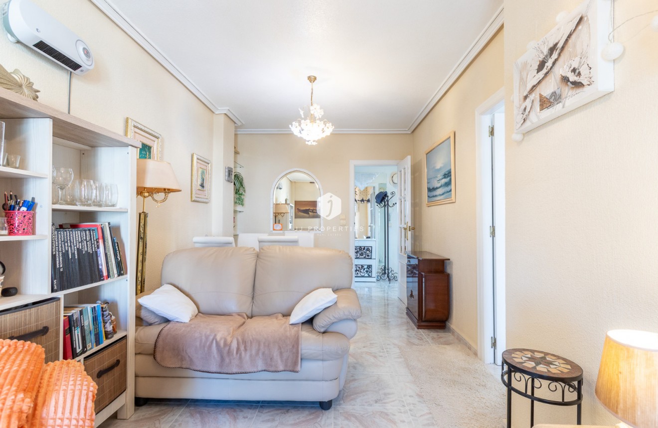 Resale - Apartment / flat -
Torrevieja - Costa Blanca
